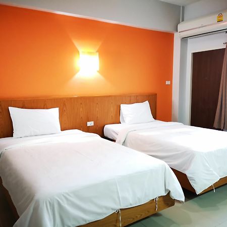 100 House Hotel ناخون راتشاسيما المظهر الخارجي الصورة